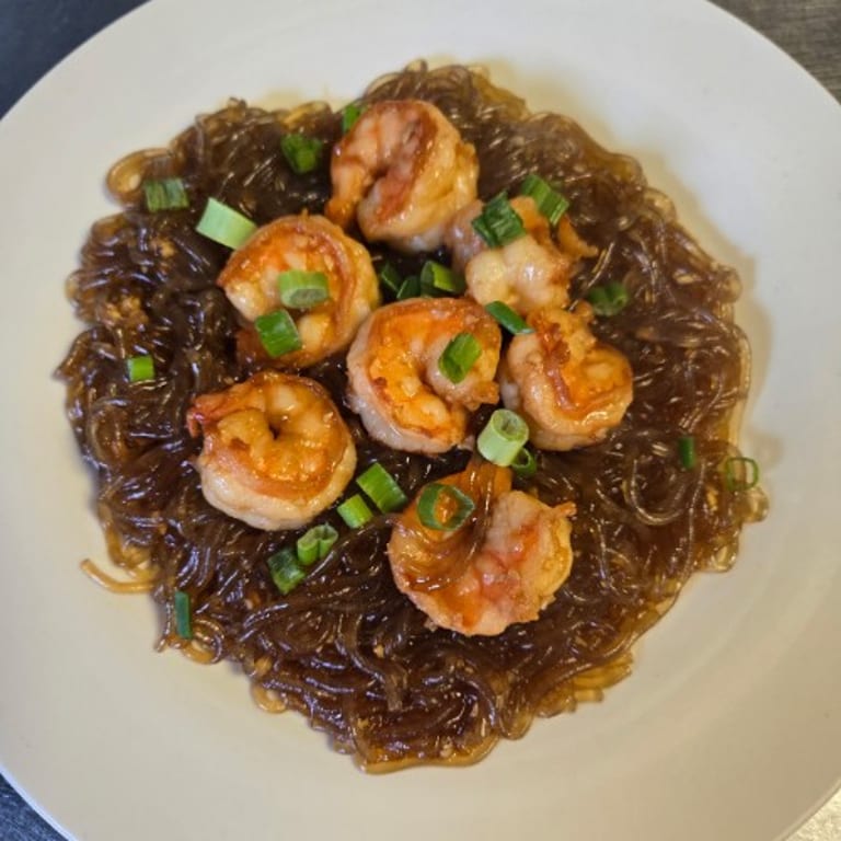 Noodle Delights: Chinese and Asian Fusion Favorites